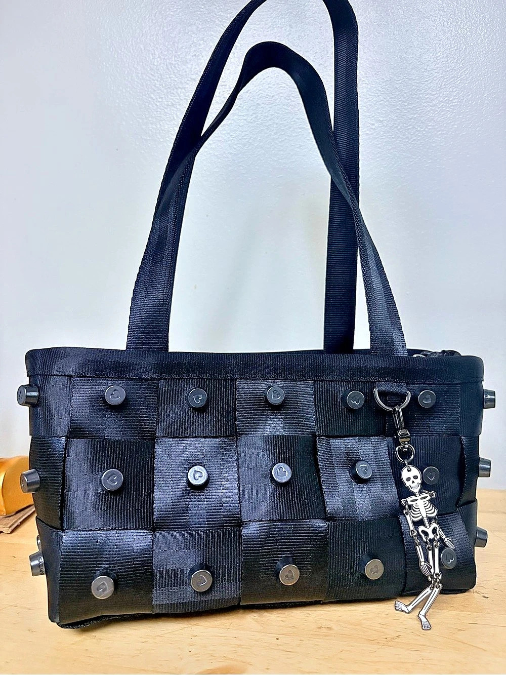 Harveys Halloween Skully stuffed tote